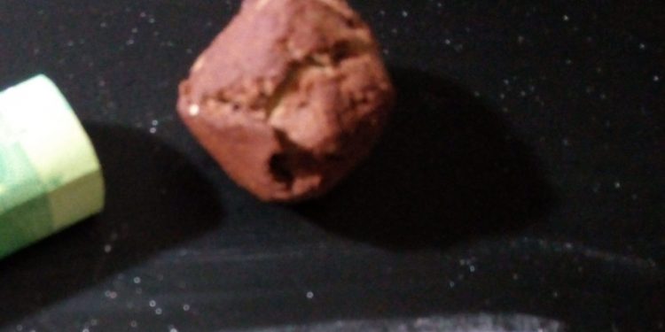 Gewerbsmäßiger Drogenhandel Cannabis Weed Marihuana