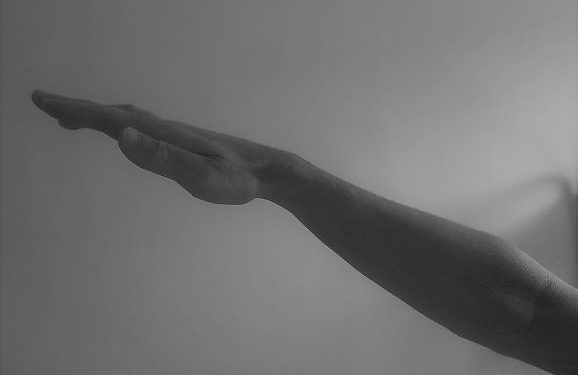 Symbolfoto © Rechtsanwalt Mag. Andreas Strobl Hitlergruß - Freispruch Verbotsgesetz Wiederbetätigung Der Prozess