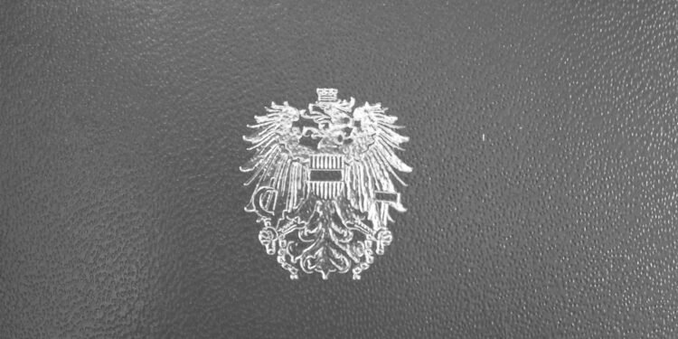 © Rechtsanwalt Mag. Andreas Strobl Staatsbürgerschaft Beschwerde erfolgreich